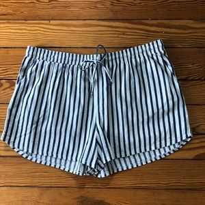 Loose Striped Beachy Shorts